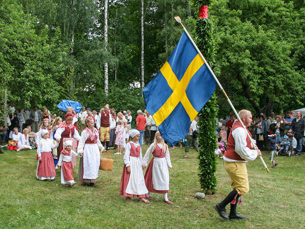 第63回スウェーデンの民族衣装 コラム From Sweden 北欧の暮らし