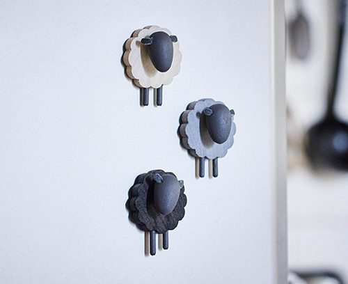 木製マグネット 羊3色セット