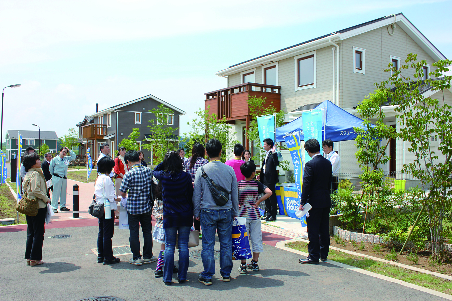 完成邸内覧会