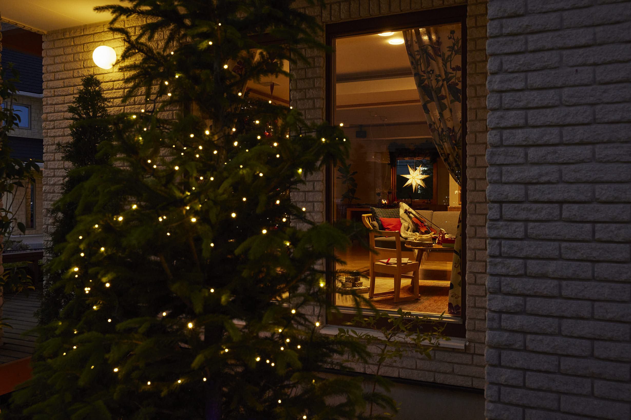 【12月クリスマスフェア　ダーラナオーナメント絵付け体験＆お菓子詰め放題チャレンジ】